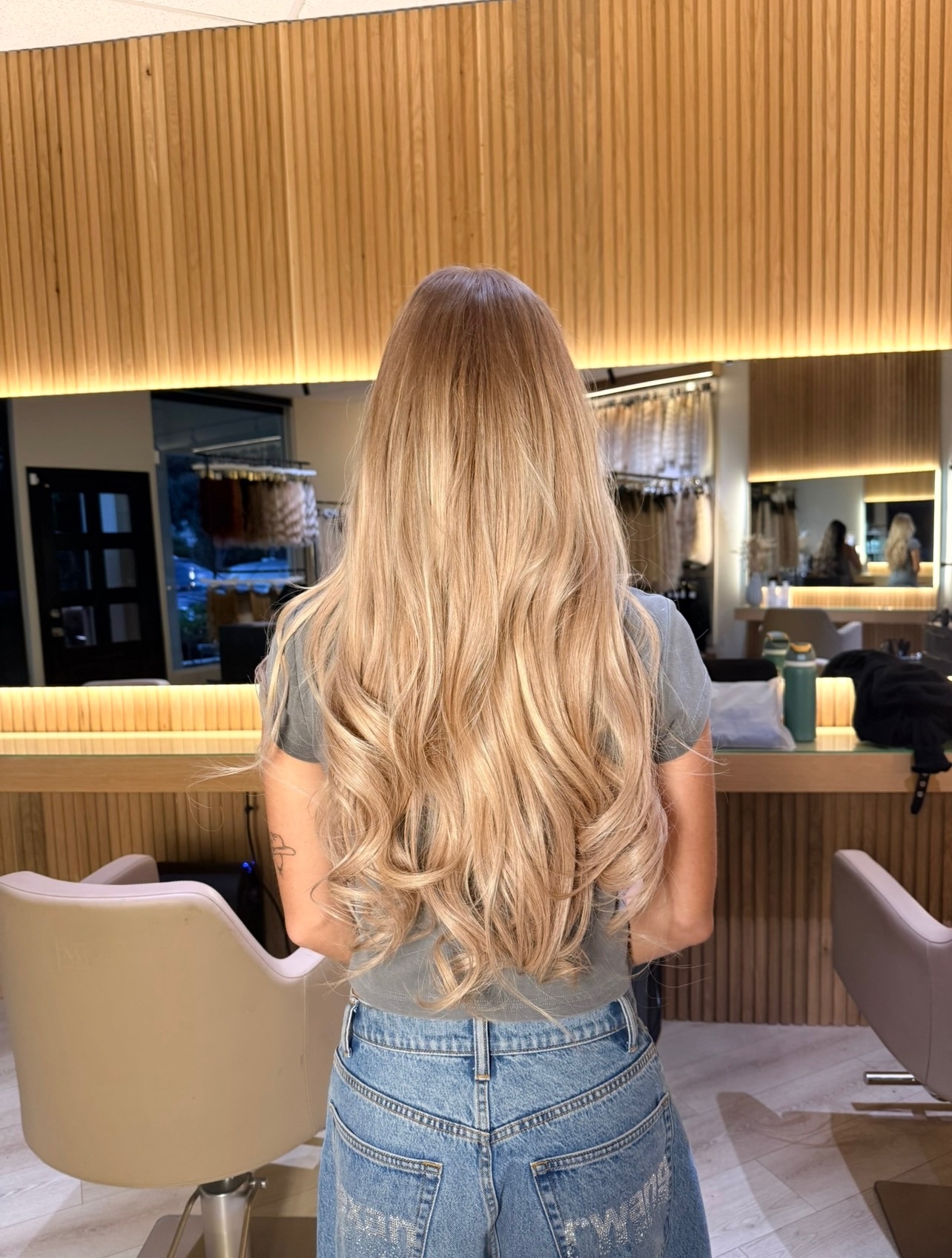 Blonde hair extension result in the salon